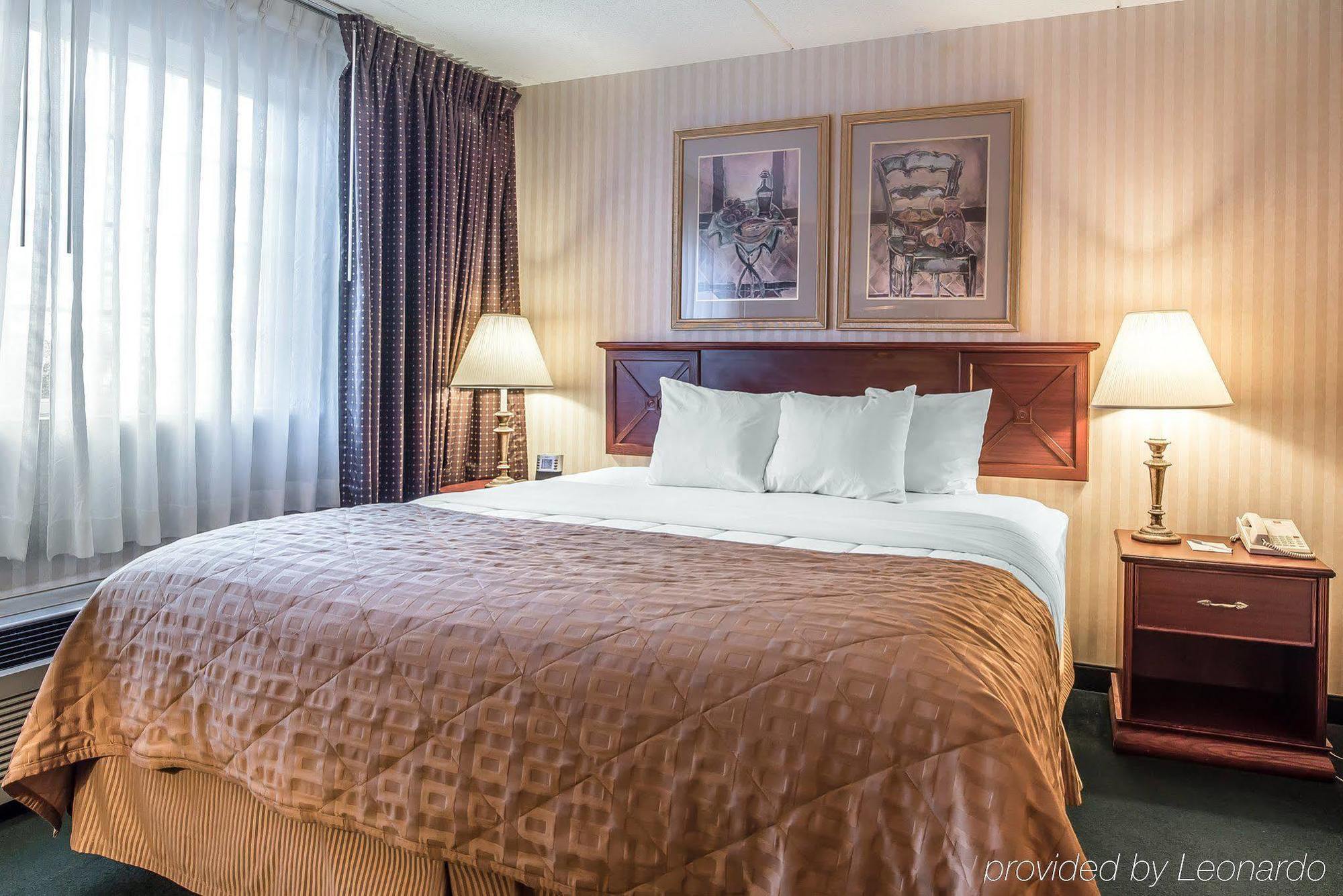 The Marx Hotel - Downtown - University Area Онеонта Экстерьер фото